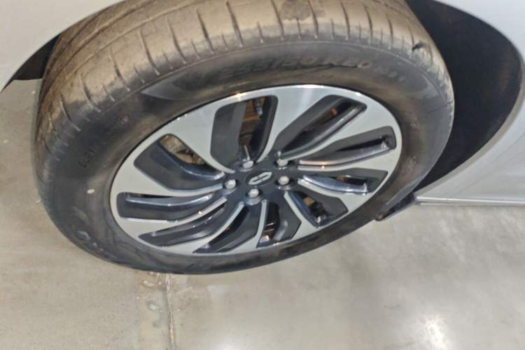 Used Hima AITO M7 2024 1.5T Rear-Drive Plus Version 5 Seats
