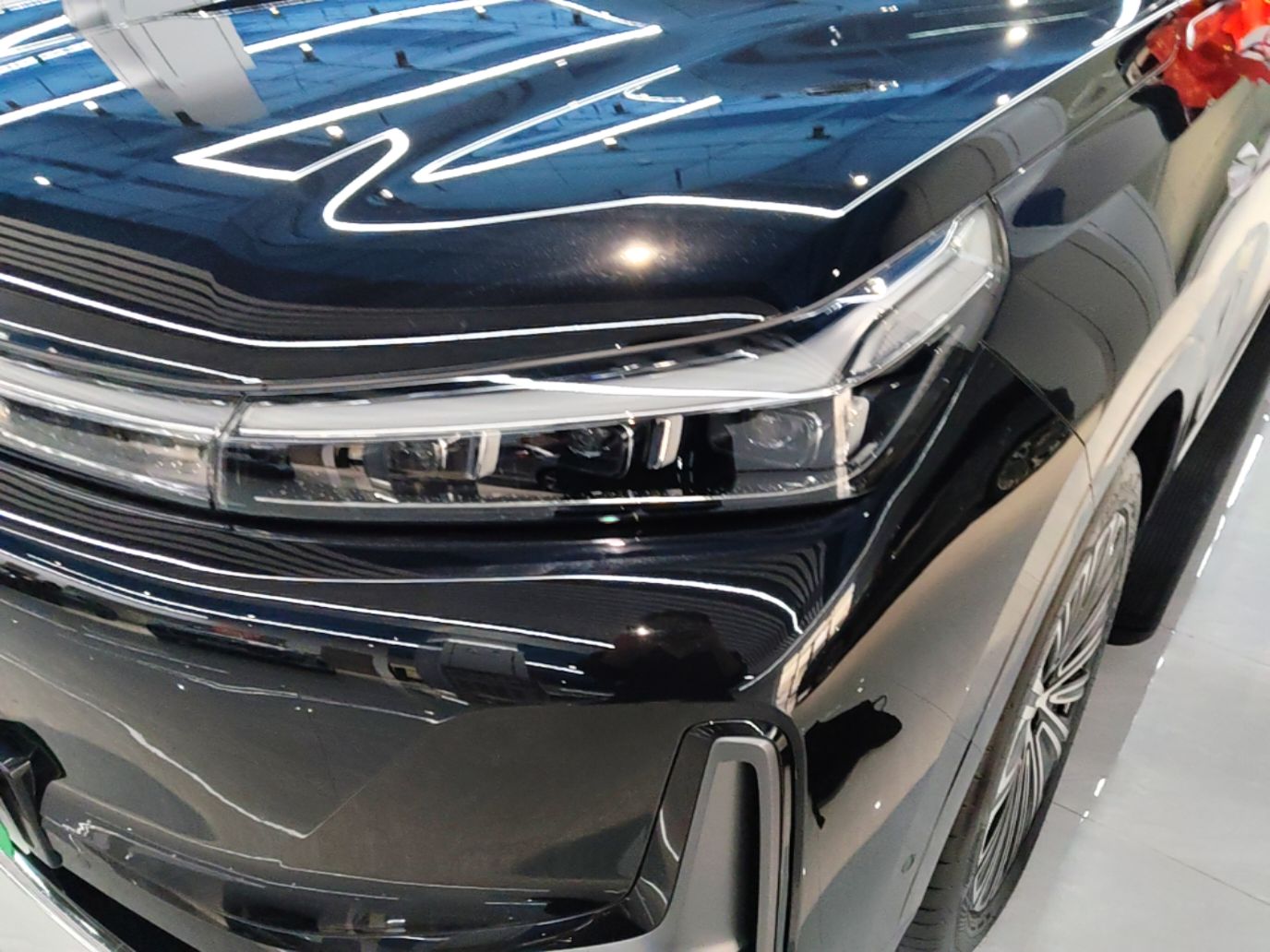 Geely Galaxy M9 2025 Model 210km Four-Wheel-Drive Leading Edition — снимка 8