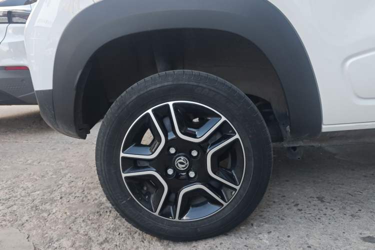 Used Dongfeng NAMMI BOX 2022 Light Wind Edition 201KM Lightning Model
