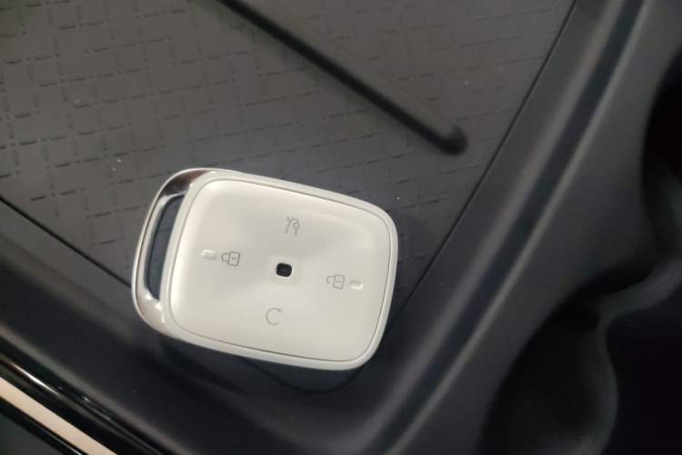 Used ARCFOX T1 2025 Model 425 PRO
