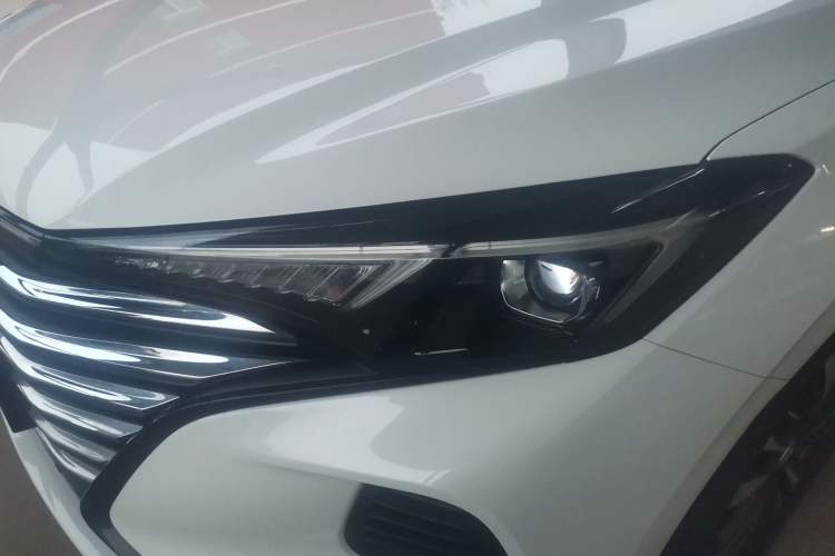 Used CHANGAN Eado 2021 PLUS 1.6L GDI Manual Luxury Model
