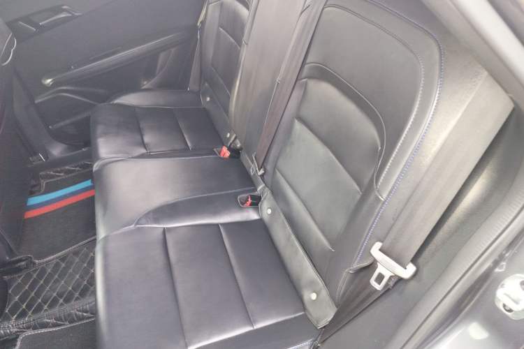 Used MG 4 EV 2023 415 km Range Sea-Faring Champion Edition