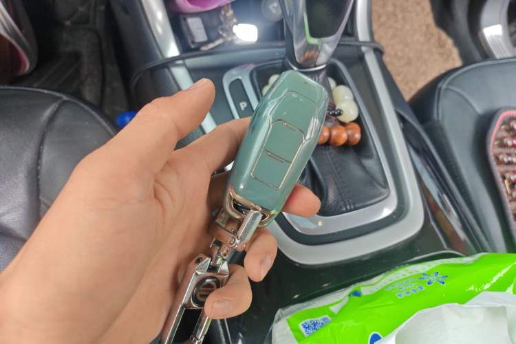 Used Ford Edge 2016 EcoBoost 245 Two-Wheel-Drive Titanium 7-Seater
