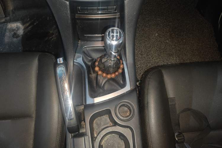 Used JMC Yuhu 7 2016 2.4T Two-Wheel Drive Luxury Edition JX4D24
