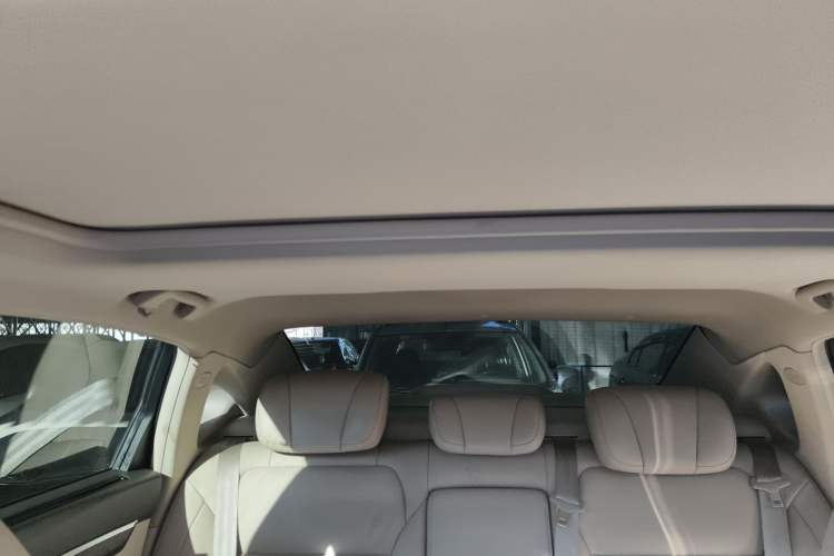 Used GAC Trumpchi GA8 2016 320T Executive Edition
