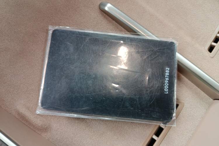 Used ONVO Luxeed L90 2025 Model—Max Six-Seater Version
