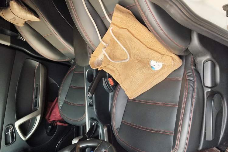 Used Haima S5 2015 1.6L Manual Luxury Model with Sunroof