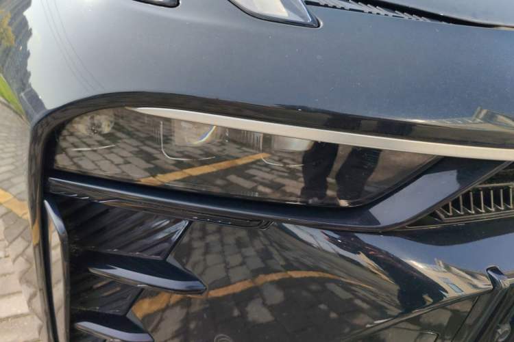 Used Lynk & Co 03 2023 2.0TD DCT JingPro Exterior 6