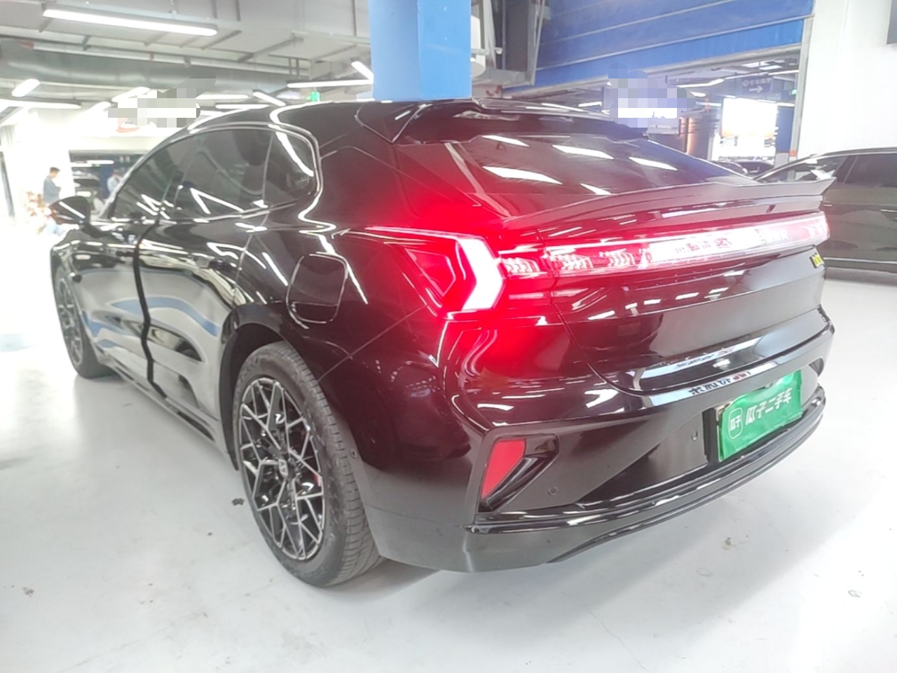 Zeekr 001 2025 ME Version 100 kWh All-Wheel Drive — снимка 4