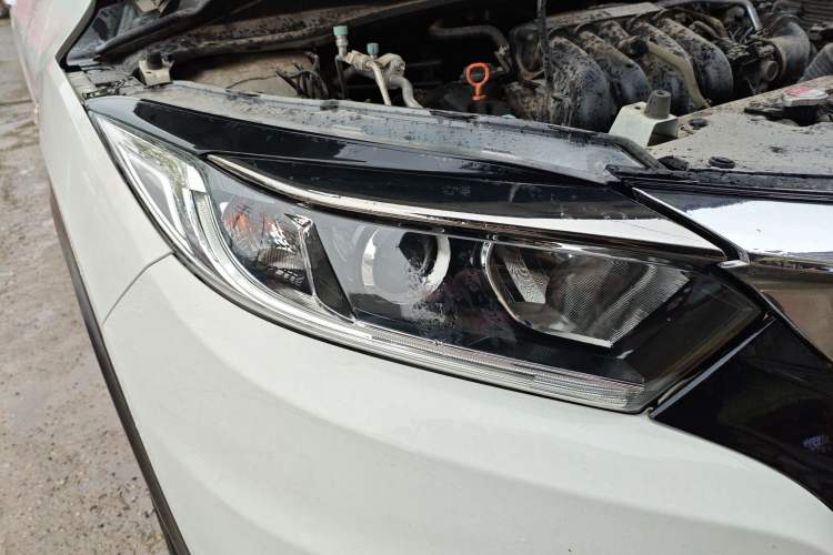 Used Honda Vezel 2022 1.5L CVT Phantom Night Pioneer Edition
