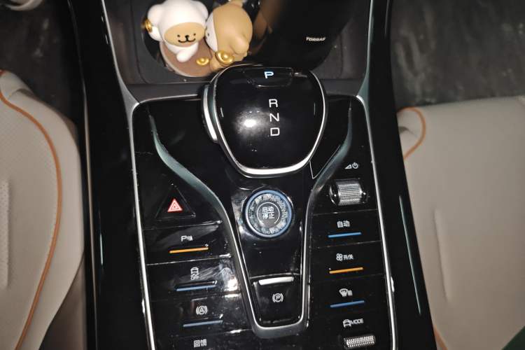 Used BYD Qin PLUS 2024 Honor Edition EV 420KM Leading Model