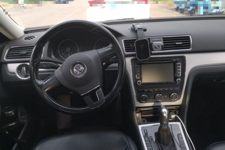 Used Volkswagen Passat 2013 1.8TSI DSG Prestige Edition Steering Wheel