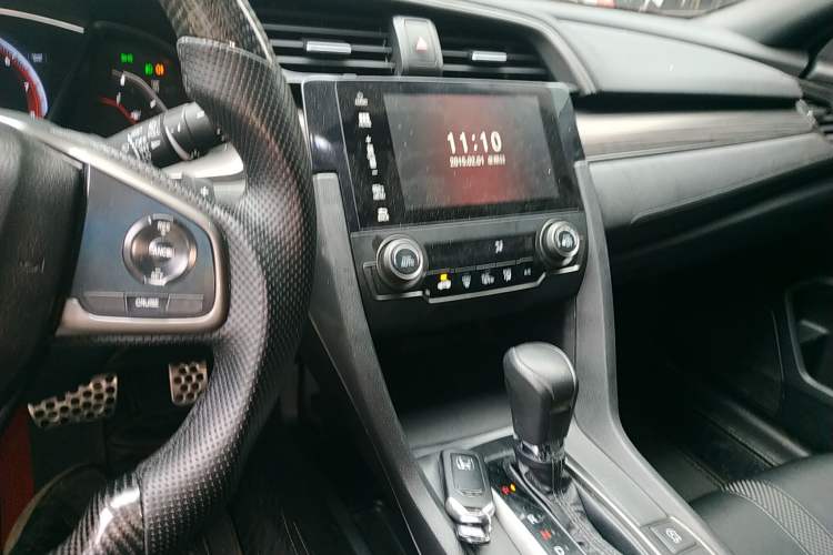 Used Honda Civic 2021 HATCHBACK 220TURBO CVT Trendy Cool Edition