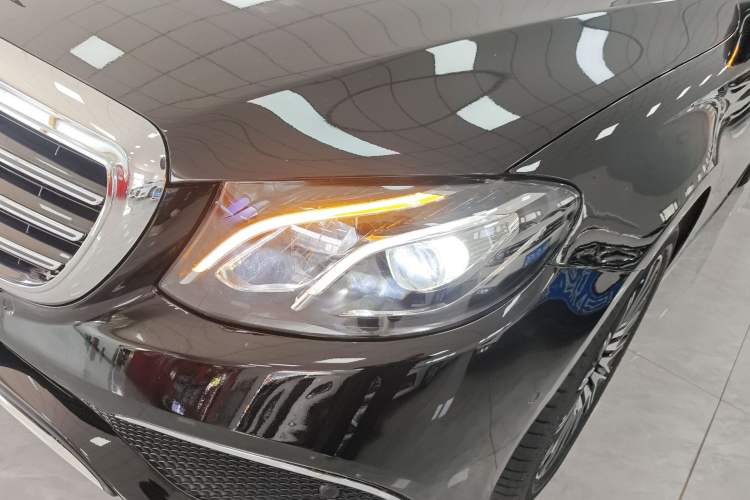 Used Mercedes-Benz E-Class 2018 Facelift E 200 L Sport Edition