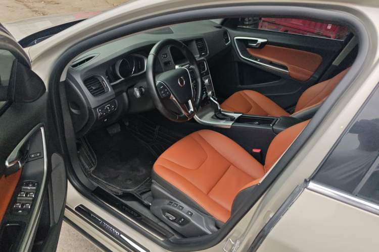 Used Volvo S60 2018 S60L T4 Smart & Ambitious Edition