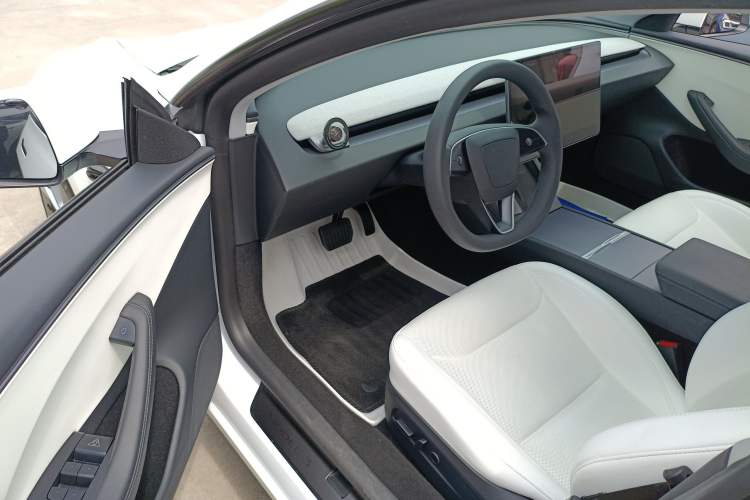 Used Tesla Model 3 2025 Rear-Wheel-Drive Version Driver Seat