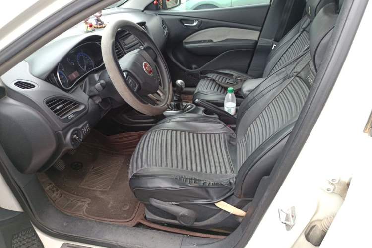 Used Fiat Viaggio 2015 1.4T Manual Enjoyment Edition
