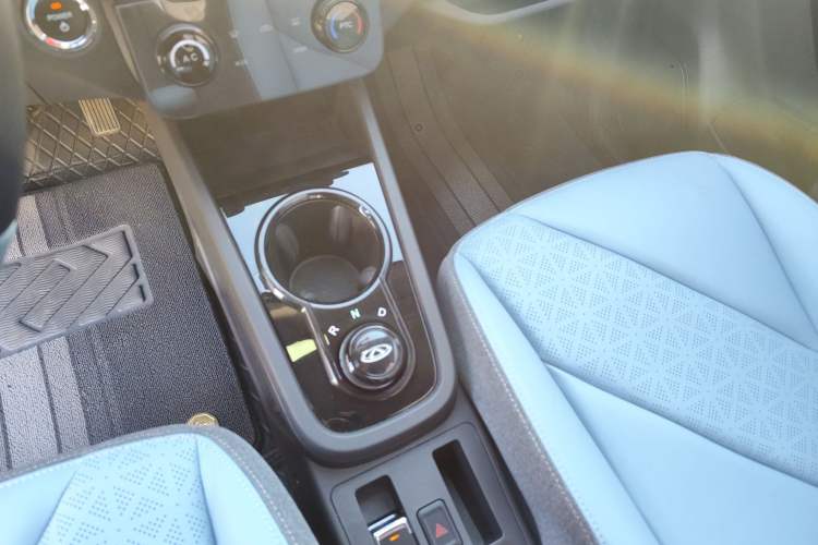 Used Chery Little Ant 2024 Revised Version Youth Edition 251 km True Love Edition 25.05 kWh