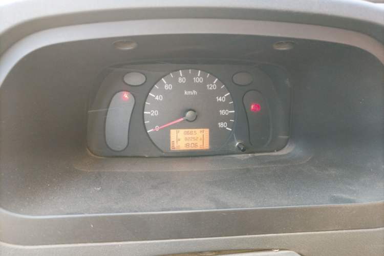 Used Wuling Zhiguang 2013 1.0L Practical Version