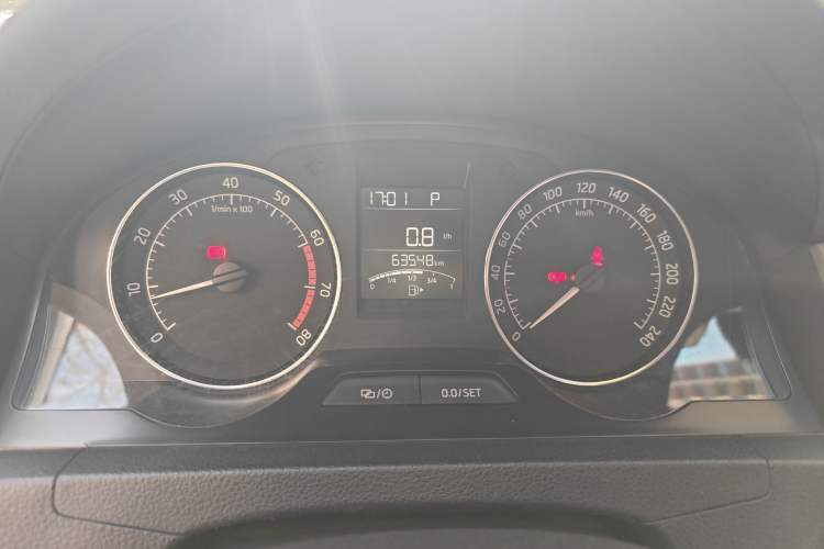 Used Skoda Rapid Spaceback 2016 Revised 1.6L Automatic Chuanxing Version