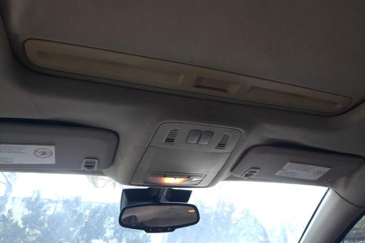 Used Buick Regal 2009 2.0L Elite Edition Headliner