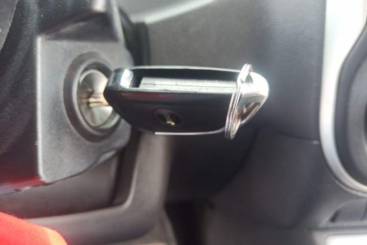 Used Jeep Compass 2014 Revised Version 2.4L Four-Wheel Drive Comfort Edition Vehicle Key