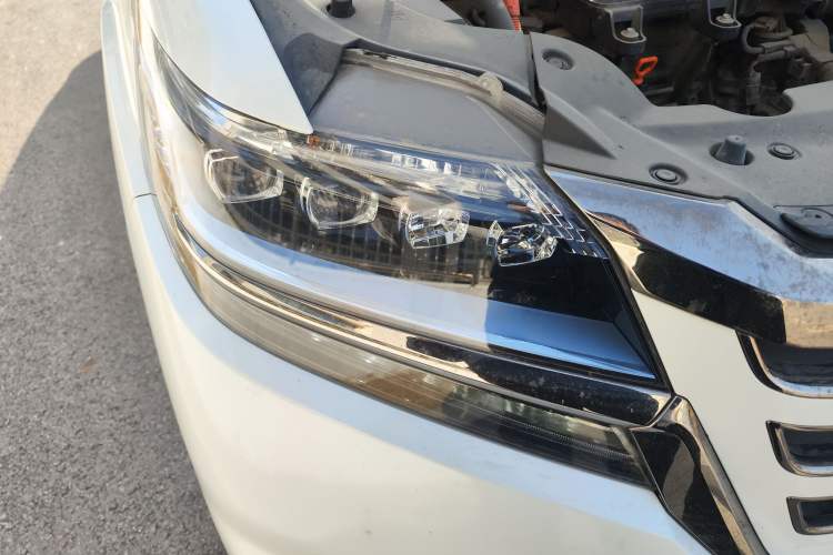 Used Honda Elysion 2019 2.0L Hybrid Luxury Edition
