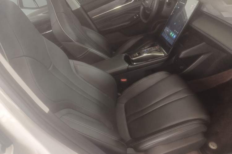 Used Dongfeng Aeolus Mage 2024 HONOR Edition DH-i 1.5T Luxury Model