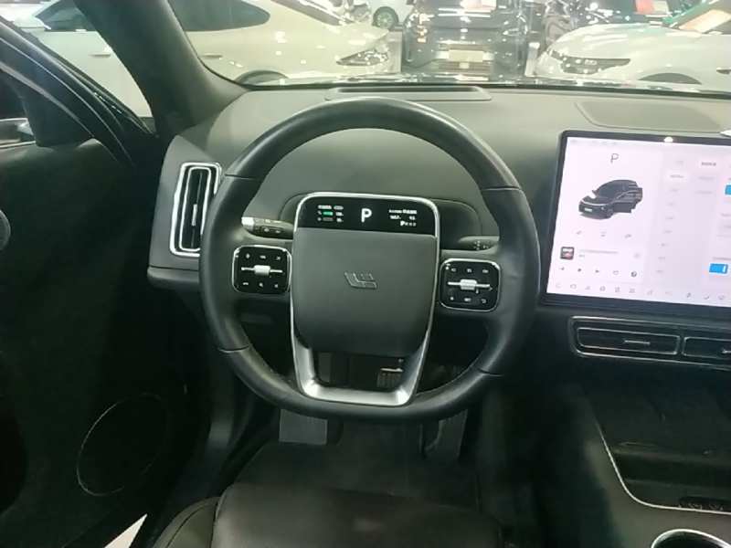 Used Li Auto L8 2023 Pro Model — 10