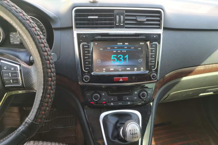 Used Haval H6 2014 Sport Version 1.5T Manual Two-Wheel Drive Elite Edition
