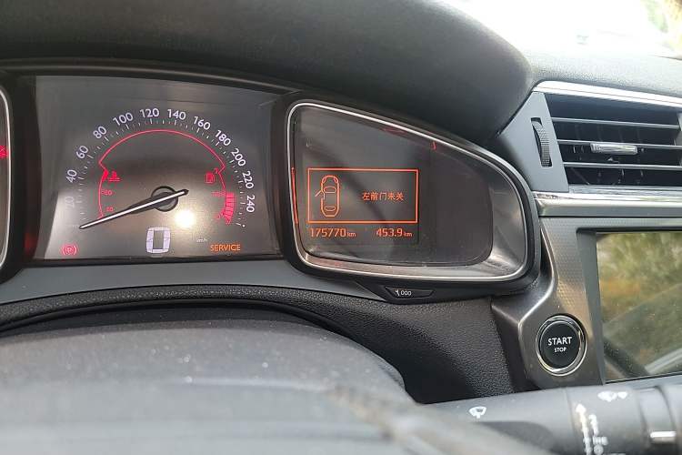 Used DS 6 2014 1.6T Luxury Edition THP160
