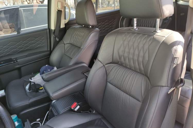 Used Honda Elysion 2022 2.0L eHEV Prestige Edition