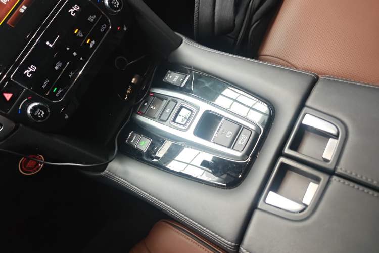 Used Honda UR-V 2017 370TURBO Four-Wheel Drive Prestige Edition China V
