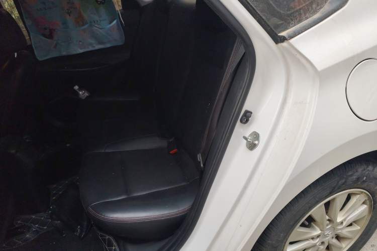 Used Hyundai Celesta 2018 1.6L Automatic GL Enjoyment Edition China VI compliant Left Rear Seat