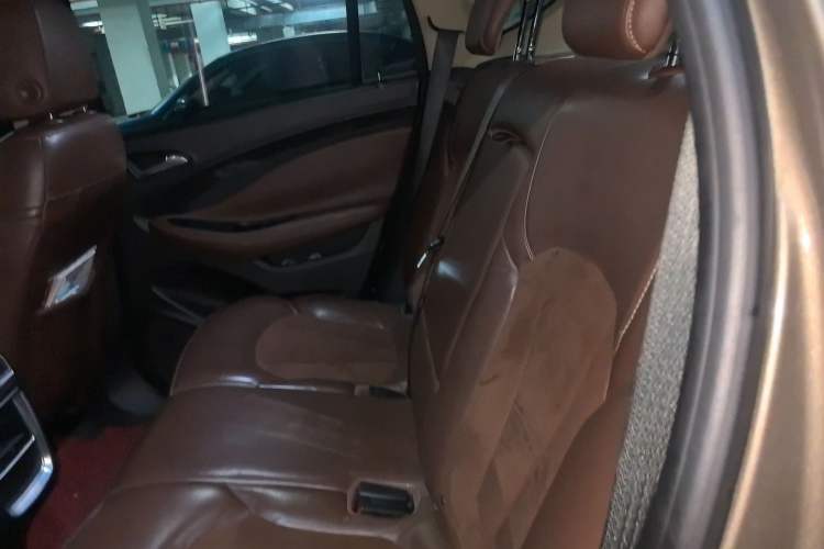 Used Buick Envision 2016 20T Two-Wheel-Drive Elite Model Left Rear Seat