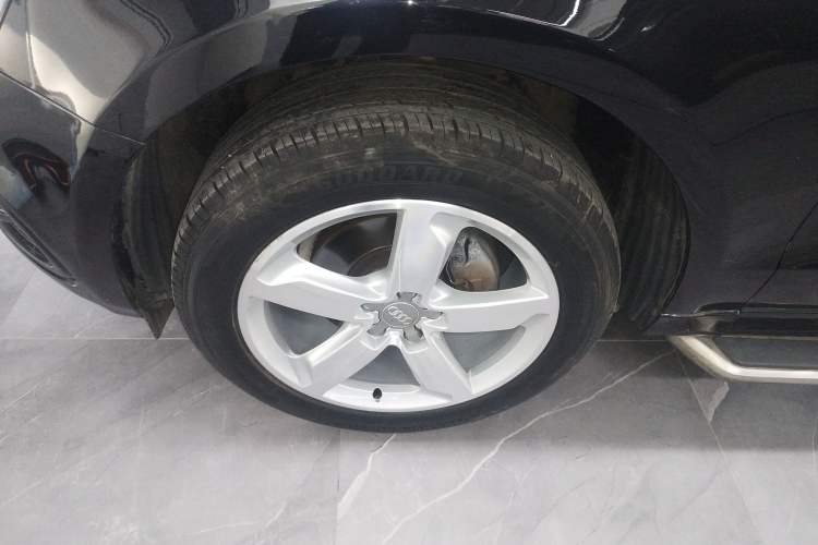 Used Audi Q5 2017 Plus 40 TFSI Ambition Model
