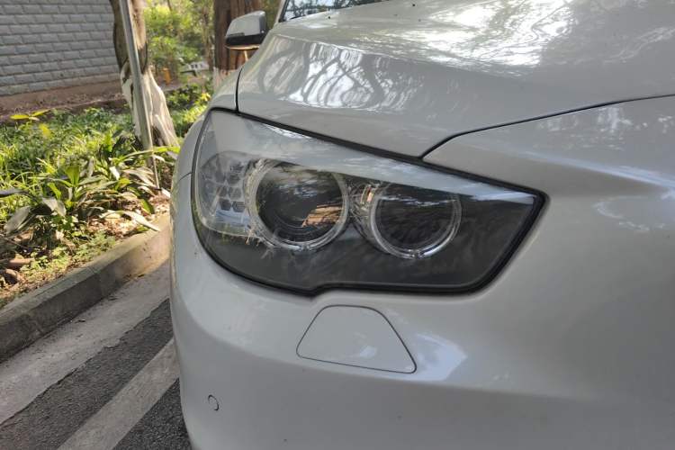 Used BMW 5 Series GT 2015 528i Leading Model Right Front Headlight