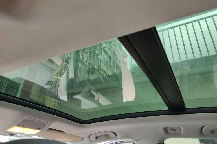 Used Audi Q5 2017 40 TFSI Technology Edition Headliner