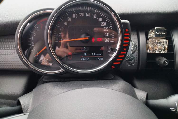 Used MINI 2016 1.5T COOPER Avant-Garde
