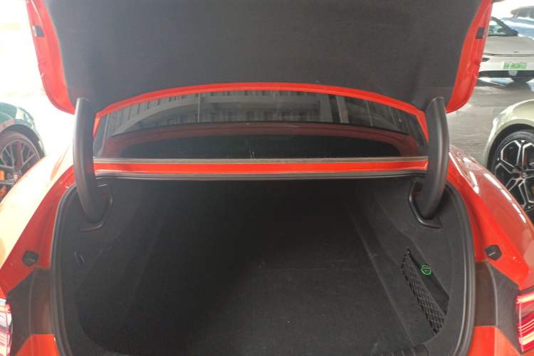 Used Xiaomi Auto SU7 2024 Rear-Drive Long-Range Intelligent Driving Version