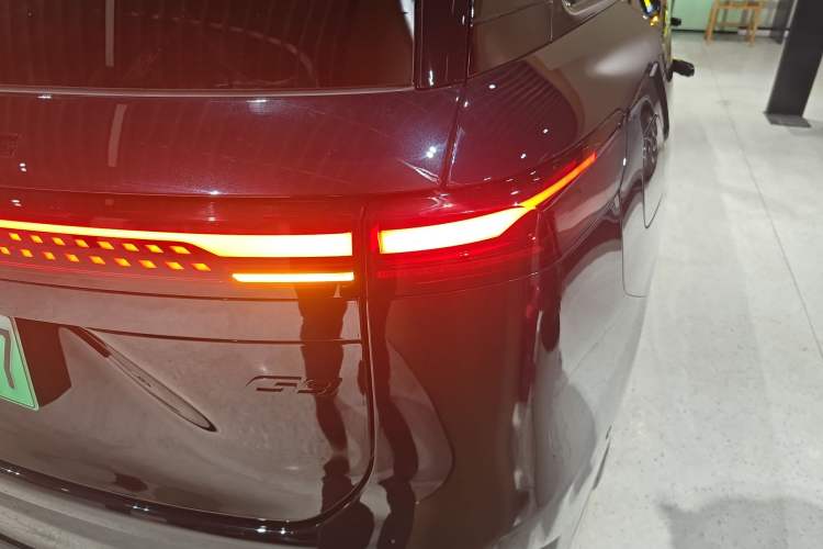 Used XPeng G9 2025 625 Long-Range Max Right Rear Taillight