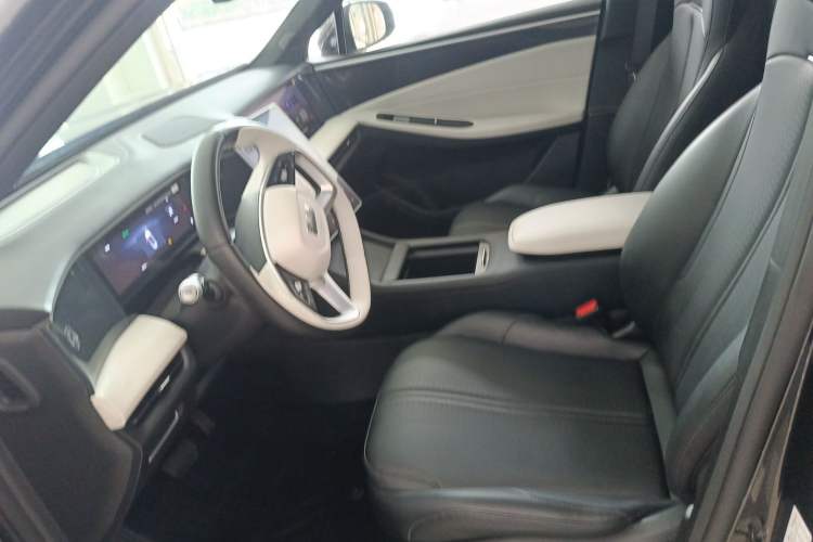 Used Geely Galaxy L7 2023 1.5T 115 km PLUS
