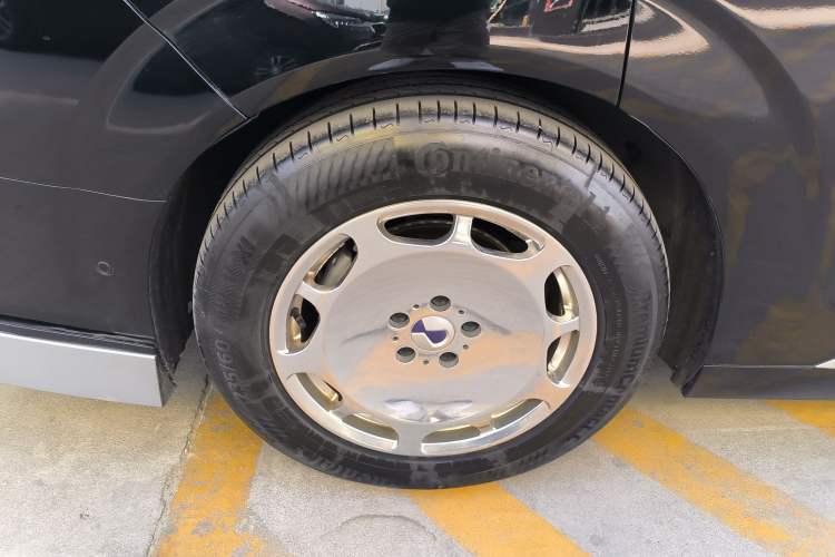 Used Denza D9 2024 DM-i 980 Four-Wheel Drive Flagship Model
