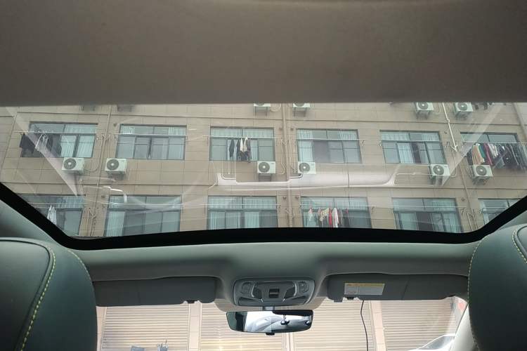 Used Roewe i6 MAX New Energy 2023 EV 420 Skyroof Special Edition Headliner