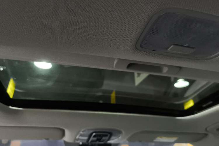 Used Hyundai Elantra 2021 1.5L CVT LUX Prestige Edition