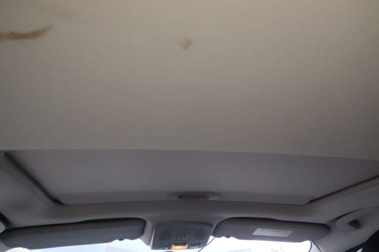 Used Citroen C4L 2013 1.6 THP Automatic Impression Edition
