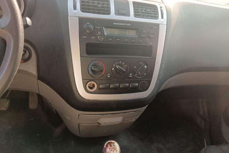 Used Foton MP-X E 2017 2.0L New Express Long Wheelbase 4Q20M
