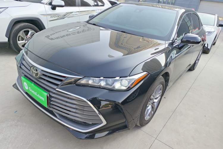 Used Toyota Avalon 2019 2.0L Ambition Edition China VI