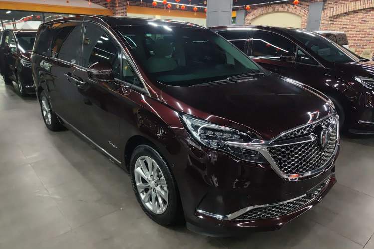 Used Buick GL8 2021 Avenir Aivia Six-Seat Luxury Edition Front Right 45 Deg