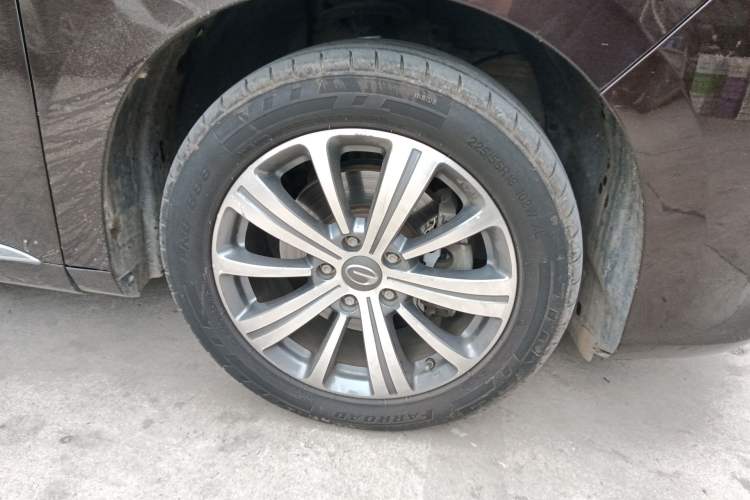 Used GAC Trumpchi M8 2020 390T Deluxe Edition Right Front Wheel Hub